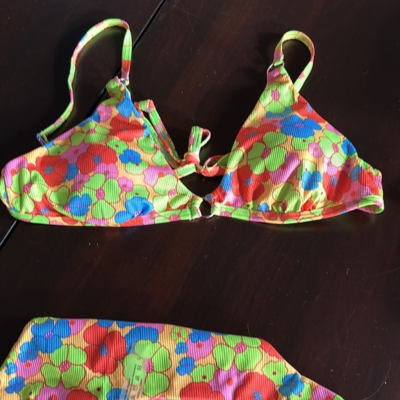 Metallic Halter Top Two Piece Neon Floral Tie Side Triangle Bikini Women’s Sz L - Picture 6 of 12